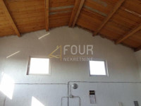 Zakup, Mavrinci, poslovna hala