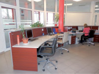 ZAKUP PRIZEMNOG UREDA 45 m2- POSLOVNA ZGRADA