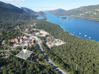 ZAMASLINA -  PELJEŠAC - Građevinsko zemljšte 587 m2 s pogledom na more