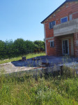 / Započeta gradnja sa priključkom struje i vode
