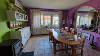 Zaprešić CENTAR, dvojna KUĆA, 230 m2, 3 SPAVAĆE SOBE, DVORIŠTE I GARAŽ