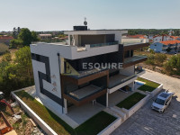 ZATON - luksuzni apartman u prizemlju S1, drugi red od mora!!