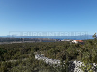 Zemljište s građevinskom dozvolom Šmrika, pov. 399 m²