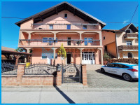 ŽITNJAK - Radnička - kuća s četiri odvojene stambene jedinice