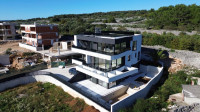 KRK – Život na Jadranu: Moderni apartman u samom srcu grada Krka