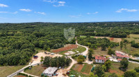 Žminj, okolica, građevinsko zemljište s dozvolom i projektom