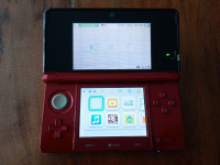 Nintendo 3DS OG Red
