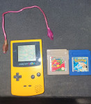 Gameboy color + Pokemon Blue + Burai Fighter Deluxe + Gameboy lampa