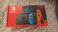 Nintendo Switch Console - Red & Blue Joy-Con + 5 godina jamstvo