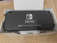 Prodajem Nintendo Switch Lite