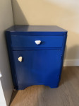 Poklanjam 2 noćna ormarića
