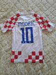 Dres hrvatske reprezentacije, dječji, broj 10, Luka Modrić
