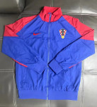 Plava vjetrovka Hrvatska nogometna reprezentacija za sezonu 25/26.