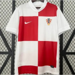 Hrvatska nogometna reprezentacija dres za sezonu 24./25.