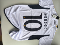 Real Madrid 23/24 domaći dres, Luka Modrić