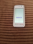 Nokia 5230,095 mreža (Telemach),sa punjačem