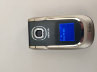Nokia 2760 ,097/098/099 mreže, preklopni,sa punjačem, očuvan