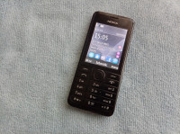 NOKIA 301.1 (IZVRSNA) HR JEZIK, A1-VIP-TOMATO MREŽA, PUNJAČ