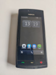 Nokia 500, sve mreže, sa punjačem --symbian os