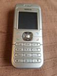Nokia 6030,097-098-099 mreže,očuvana i ispravna,sa punjačem--siva