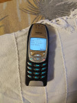 Nokia 6310i crno zlatna