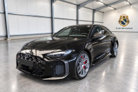 Audi RS5 Limousine – Mythos crna metalik