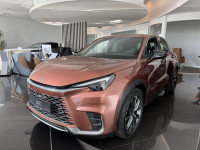 Lexus LBX 1.5 HEV E-CVT ELEGANT BLACK