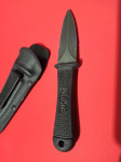 SOG Mini Pentagon obostrana oštrica, spear point sa futrolom