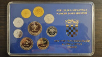 Numizmatički kompleti optjecajnoga kovanog novca kuna i lipa