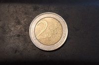 PRODAJEM kovanicu od 2eura S u zvijezdi