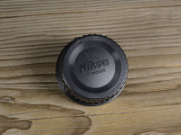 Nikon LF-4 stražnji poklopac objektiva