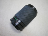 Beroflex MC Macro zoom 70-210mm f/4.5-5.6 M42