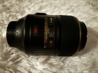 Nikon 105mm f/2.8G ED VR Macro