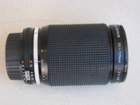 Nikon Zoom - NIKKOR 35-135/3,5-4,5 Ai-s