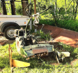 Diesel motokultivator sa frezom i dva pluga prodajem