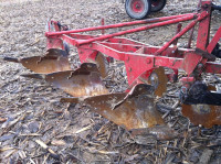 PLUG LEOPARD 12 COLA, TRI BRAZDE