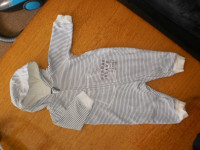 Odijelo za bebe vel. 62  H&M