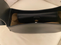 TORBA BLUMARINE KOŽNA CRNA NOVA