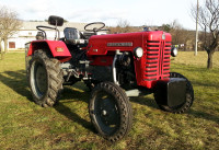 traktor McCormick D-214 Standard