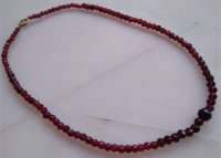 art decco ogrlica od granata