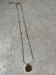 Ogrlica mali medaljon /TOTALNA ČISTKA