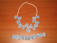 OGRLICA I NARUKVICA KOMPLET = 5 eur