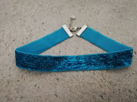 Pull and Bear choker tirkizno plavi