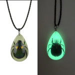 Svjetleći lančić zeleni hrušt i škorpion