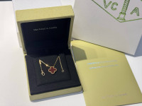 Ženska ogrlica, lančića, modni dodatak, nakit Van Cleef & Arpels