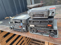 Auto radio / starijih godišta / više komada