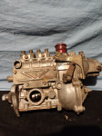 bosch pumpa za mercedes model W115 / W123 motor 200D