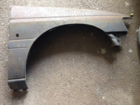 Ford Escord '97. god. desni blatobran (nov)