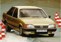 Opel rekord E hauba
