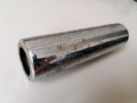 ORIGINAL TOMOS 15 14 UKRASNA CIJEV ZA PREDNJU VILICU ISPOD NOSAČA FARA